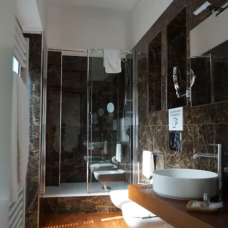 56 Bed & Breakfast 4*