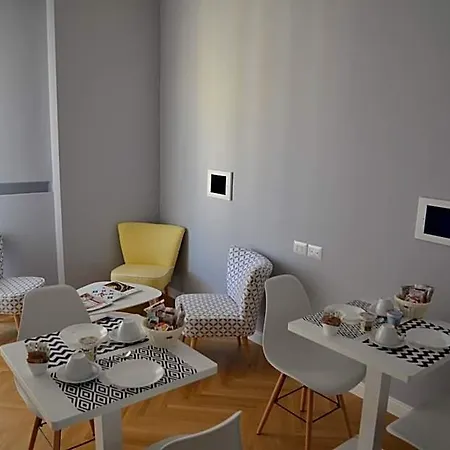 56 Bed & Breakfast